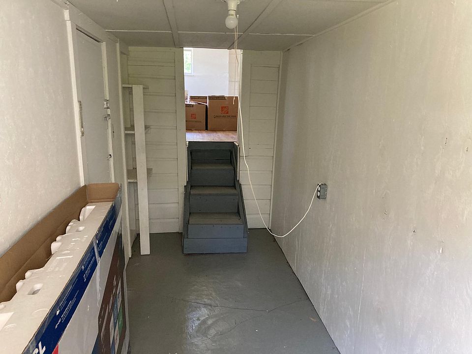 1st image of 5057 Leroy Pkwy