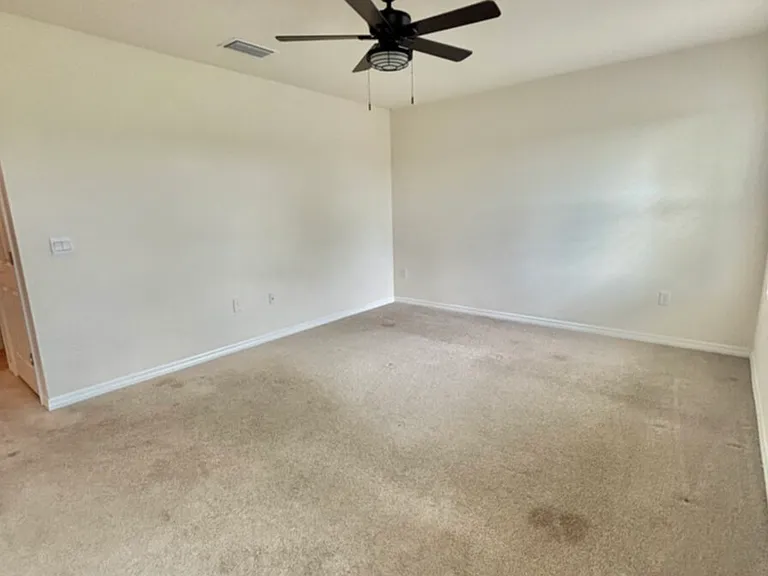 2509 NW 27th Pl — Photo 21