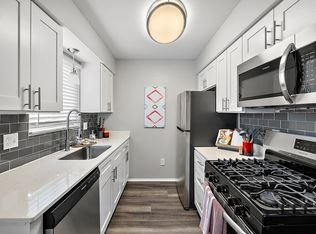 Cherry Hill Village Apartments - Dearborn Heights, MI, Dearborn Heights, MI 48127