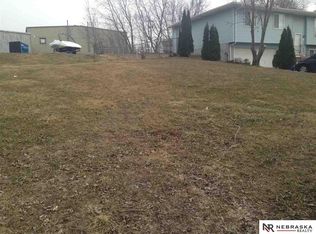 815 Evergreen Ave, Bellevue, NE 68005