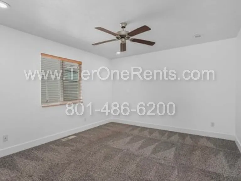 3818 E Rose Hearty Ln — Photo 12