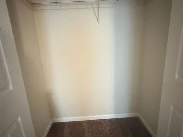 125 Winthrope Ln — Photo 33