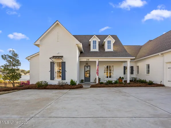 238 Westlake Cir, Madison, MS 39110
