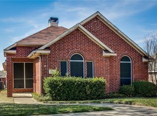 7113 Charleston Dr, Rowlett, TX 75089