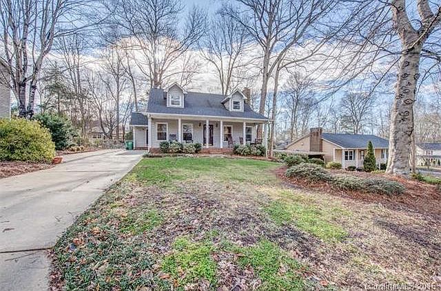1st image of 421 Holly Dr