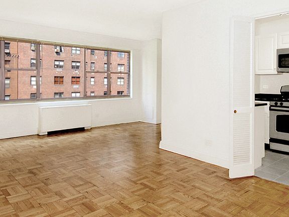 3rd image of 230 E 79th St APT 16C