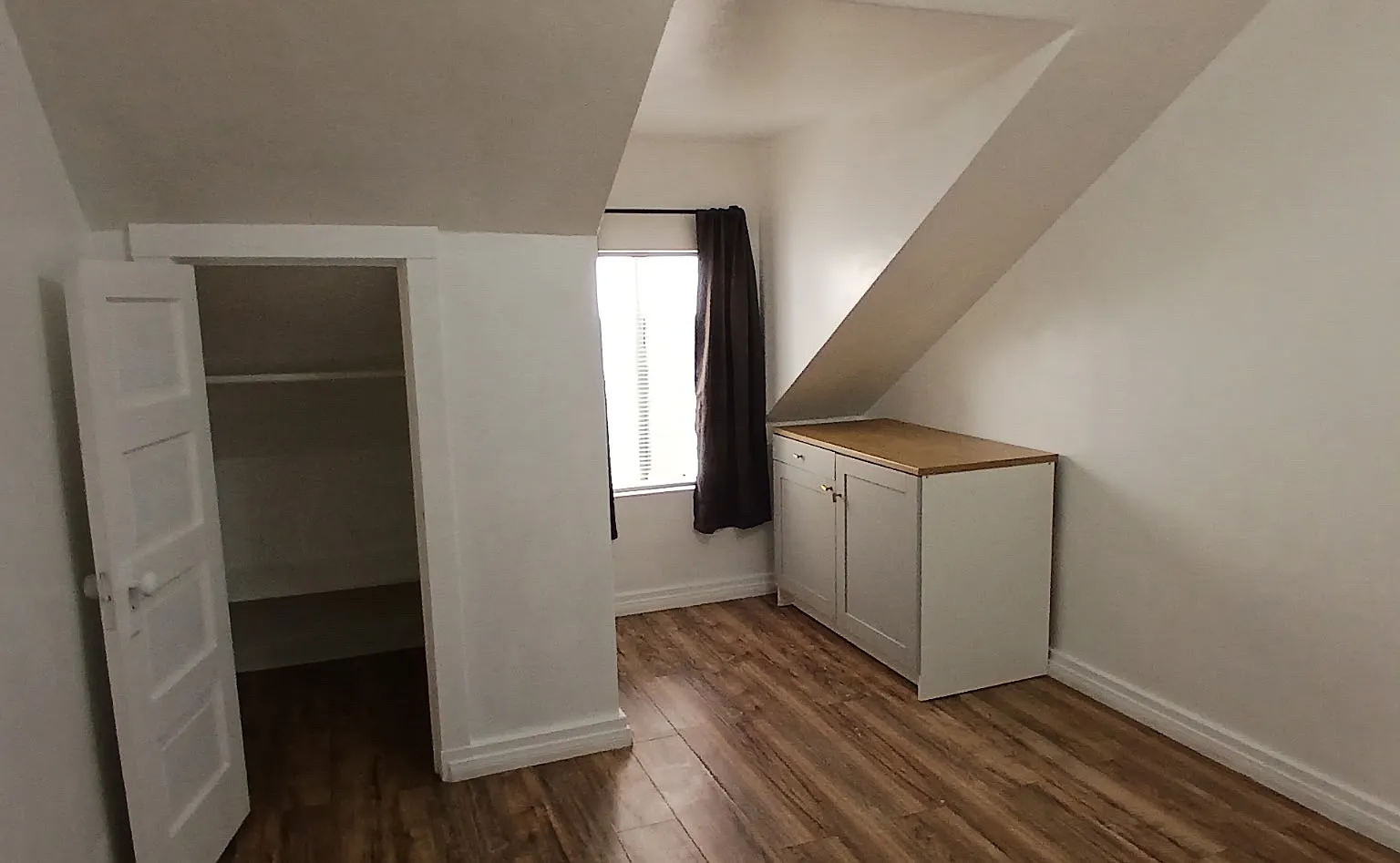 Studio, 250 sqft, $850 — Photo 1