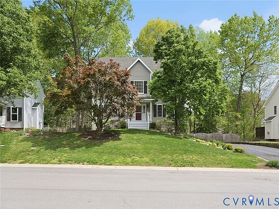 3rd image of 1625 Upperbury Dr