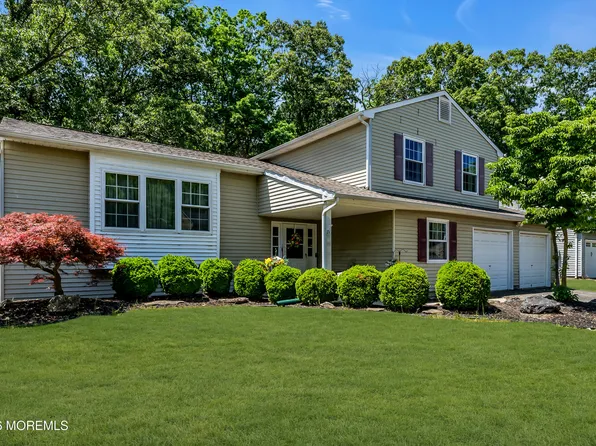 71 Glen Arden Drive, Howell, NJ 07731