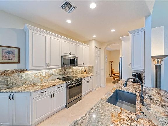 5th image of 14478 Sterling Oaks Dr