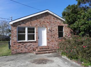 713 Lees Ln, New Orleans, LA 70114