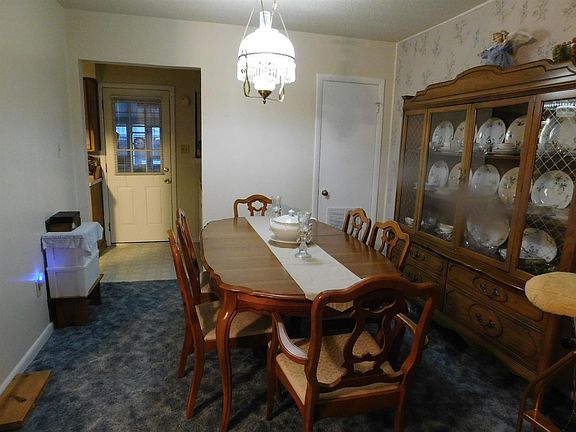 5th image of 1725 W Avenue D