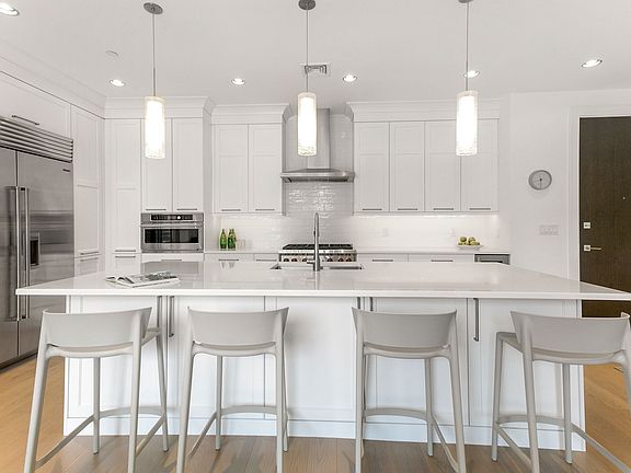 05_15KensingtonRoad_Penthouse4_2010_HiRes.jpg