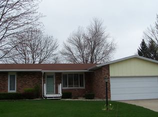 810 Bunker Hill Dr, Bourbonnais, IL