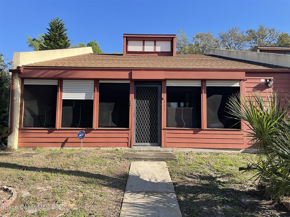 1st image of 444 Valerie Dr #0