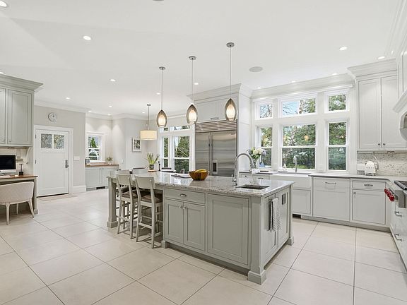 4th image of 15 John Poulter Rd