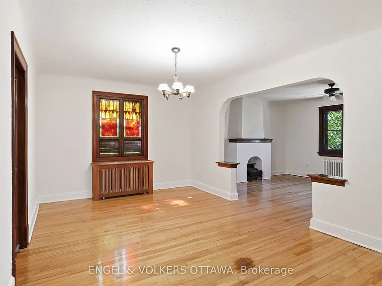 99 Charlotte St #3 — Photo 12