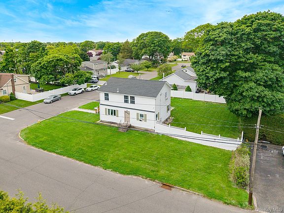 2nd image of 72 Peckham Avenue