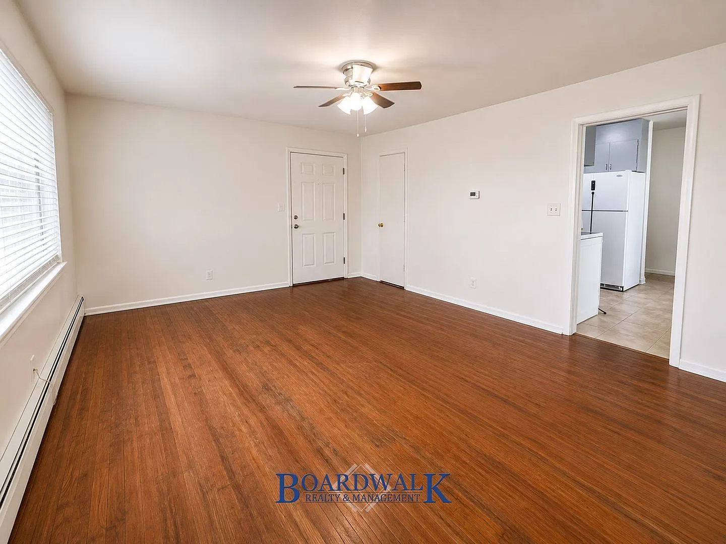 2 bed, 1.0 bath, 1200 sqft, $1,095 — Photo 4
