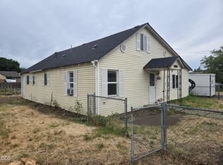386 S Main St, Prineville, OR 97754