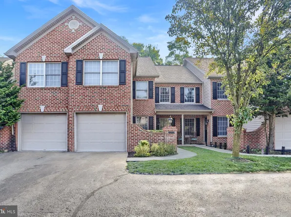 2215 Gleim Ct, Enola, PA 17025