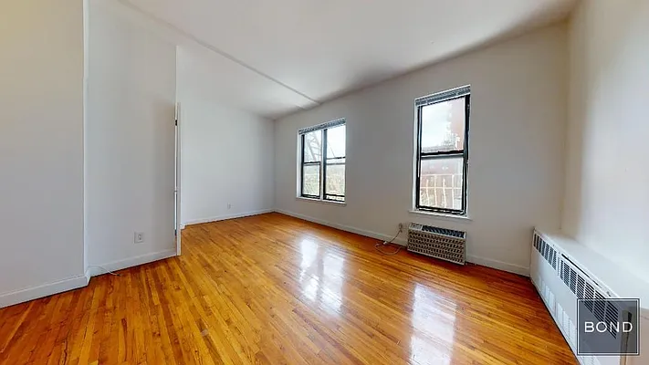 Rented by Bond New York | media 9