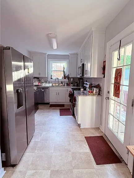 335 Claremont St — Photo 6