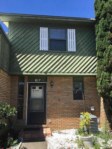 1st image of 617 Sandalwood Dr