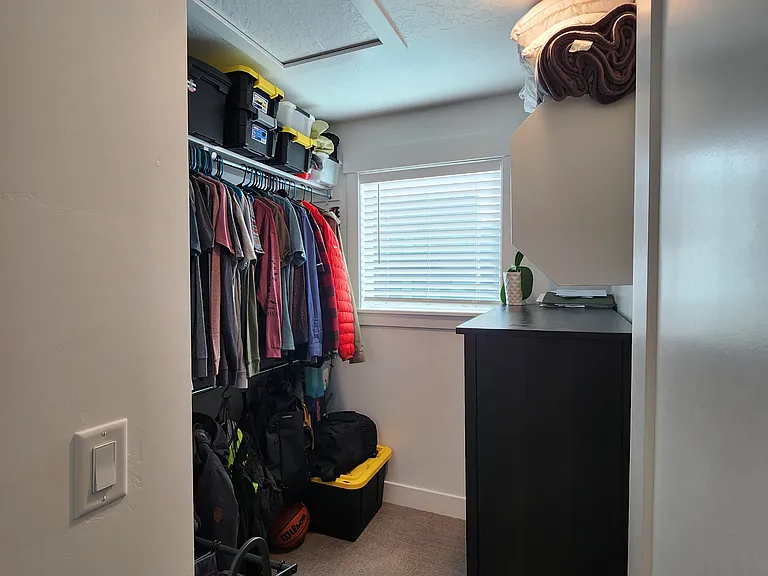 25 E Center St #87B — Photo 4