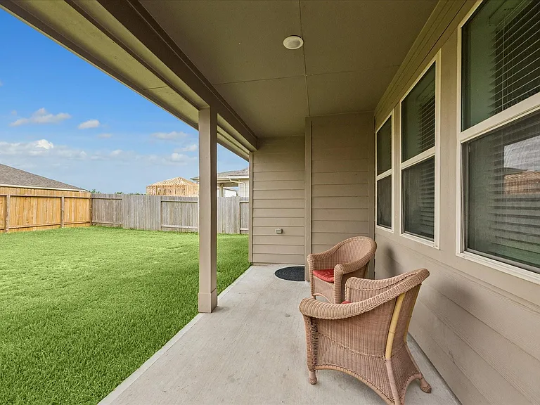 1189 Bluebonnet Trl — Photo 21