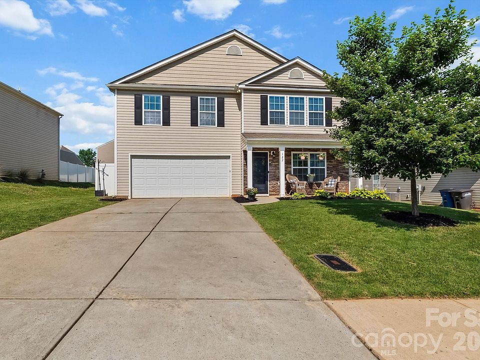 1st image of 127 Harvest Pointe Dr