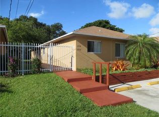 2520 NE 184th Ter, North Miami Beach, FL 33160