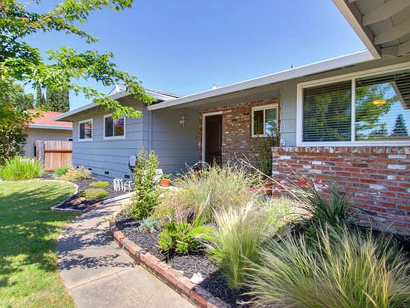3rd image of 6313 Meadowvista Dr
