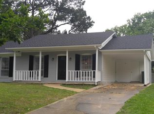 2353 Colonial Hills Dr, Southaven, MS 38671
