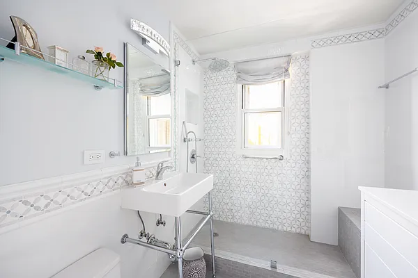 Sold by Brown Harris Stevens | media 6