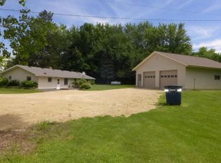 W6215 County Rd N, Beldenville, WI 54003
