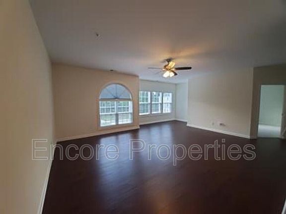 2nd image of 2608 Pennoak Ln Unit E