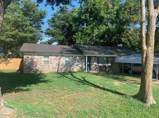 903 1st St SE, Tuckerman, AR 72473
