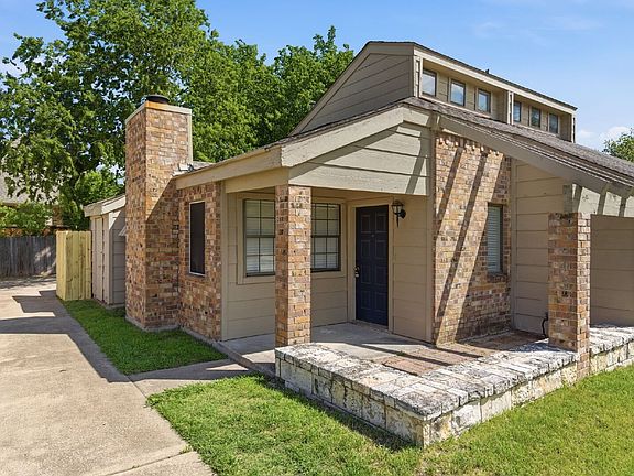 3rd image of 801 Windcrest Dr