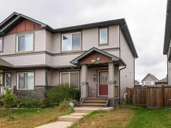 556 Secord Blvd NW, Edmonton, AB T5T 7B8