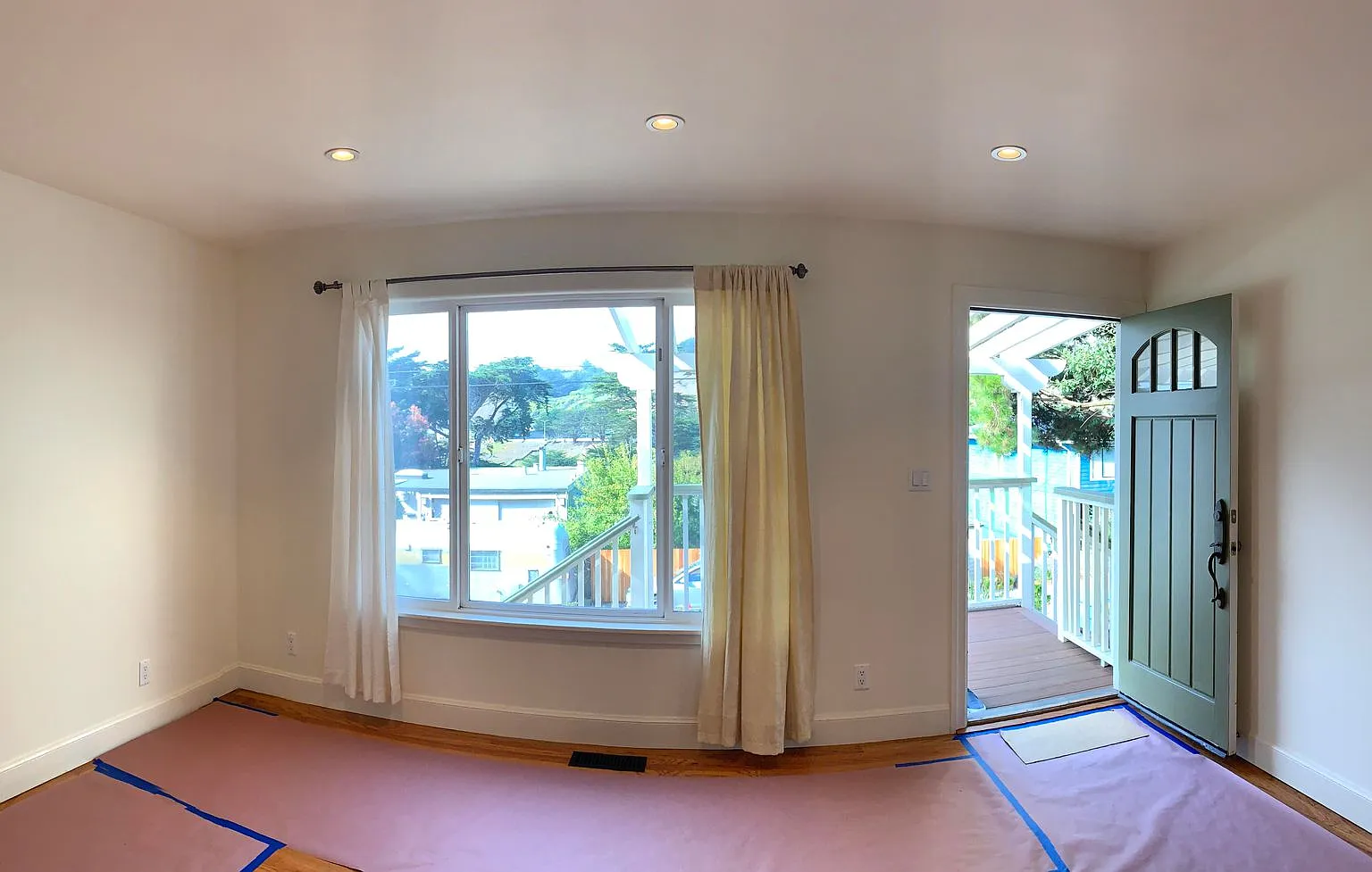 Updated 2br/1.5ba/1gr 1100 Sq/Ft Bright & Sunny Desirable Pacifica Home W Patio & Western Views — Photo 4