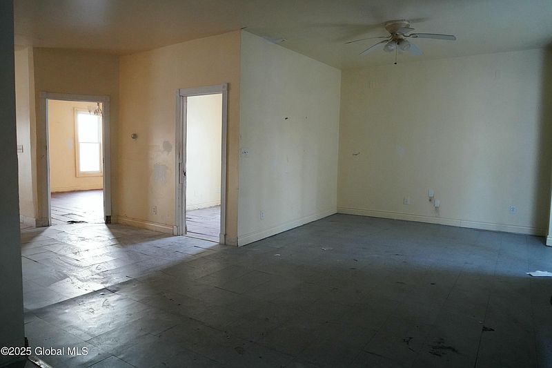 4th image of 46 Academy Street