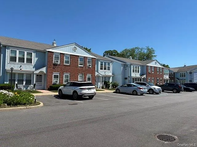 12 Athens Ct — Photo 3