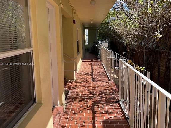 3rd image of 653 Michigan Ave APT 3