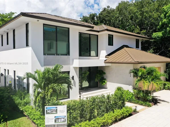 1133 Prosperity Village Dr, North Palm Beach, FL 33410