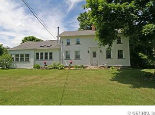 365 Chili Riga Townline Rd, Churchville, NY 14428