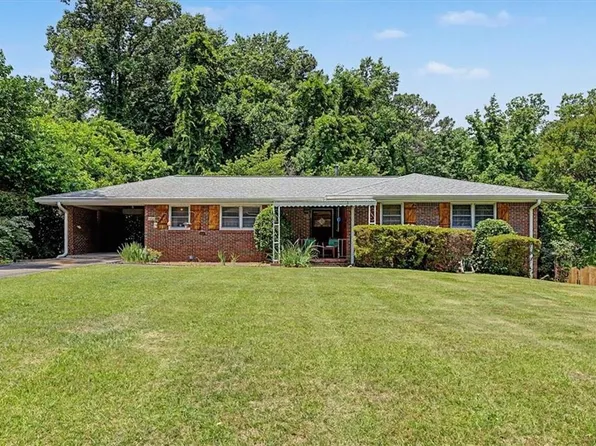 4455 Hillpine Rd, Forest Park, GA 30297