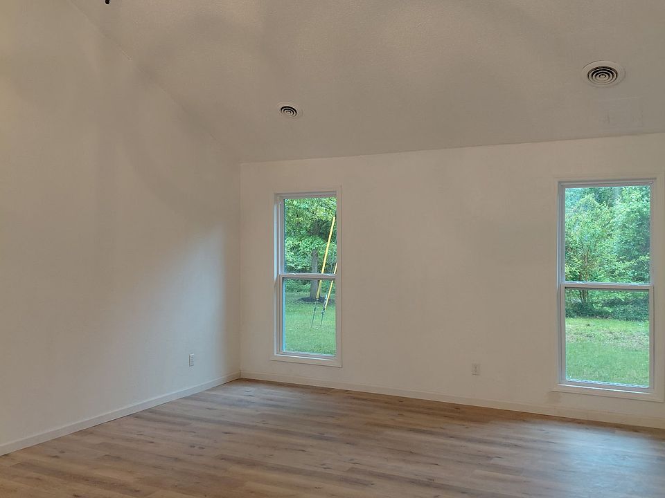 1st image of 1208 Winchester Dr #1208