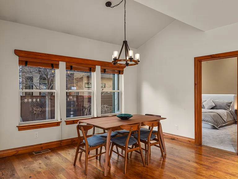 225 Juniper Ct — Photo 10