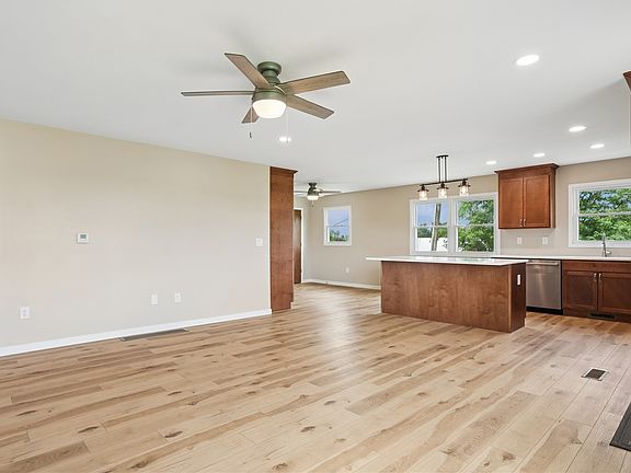5th image of 1506 Horn Rd